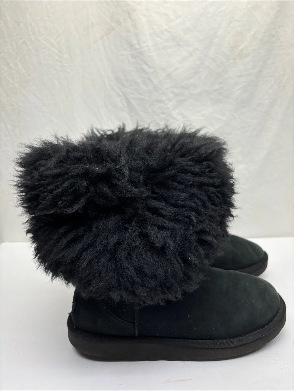 UGG Australia Mongolian short boots, SZ 7, box 3